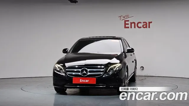Mercedes-Benz E-Class 2018 — фото 2