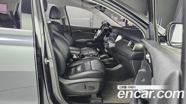 Kia Sorento 2019 — фото 12