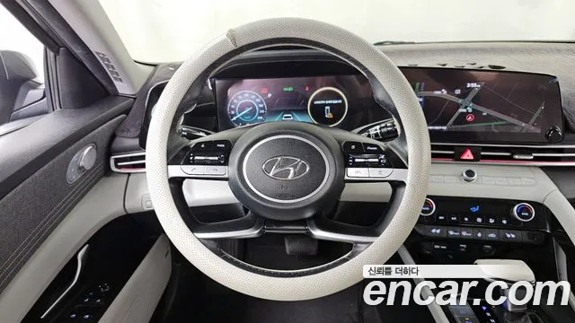 Hyundai AVANTE 2021 — фото 13