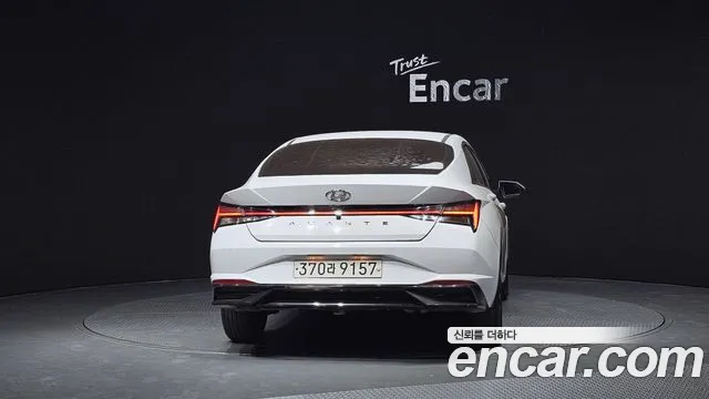 Hyundai AVANTE 2021 — фото 4