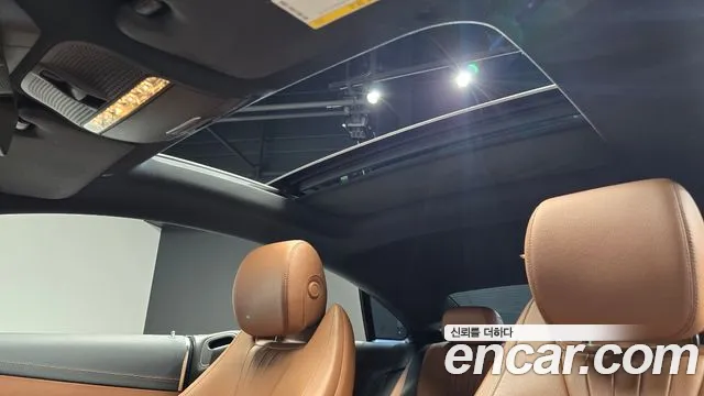 Mercedes-Benz E-Class 2019 — фото 19