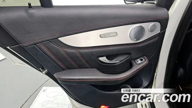 Mercedes-Benz GLC-Class 2019 — фото 15