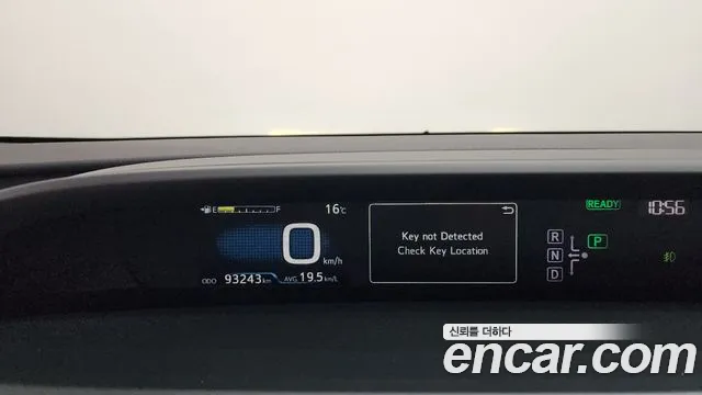 Toyota Prius 2018 — фото 11