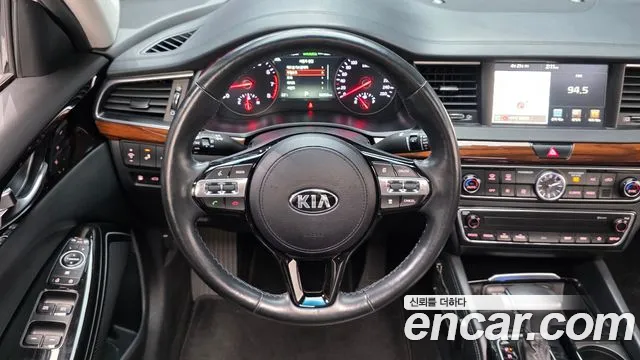 Kia K7 2017 — фото 13
