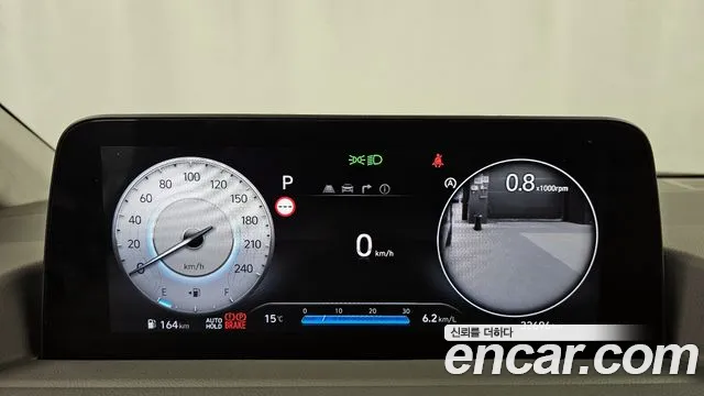 Hyundai Staria 2025 — фото 11