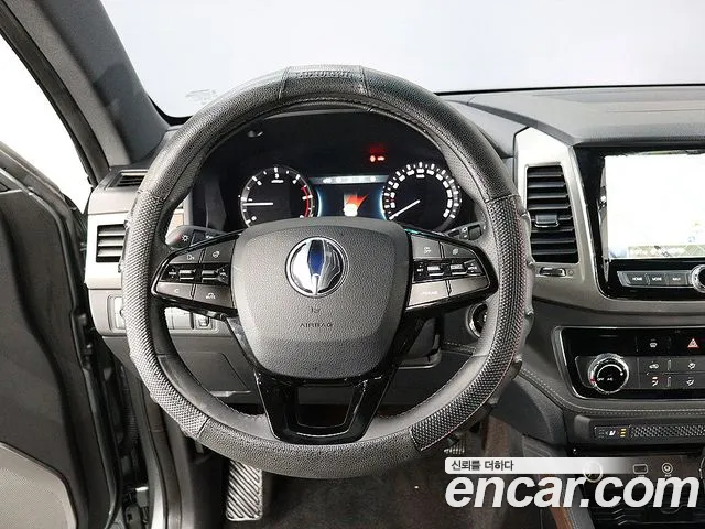 KG_Mobility_Ssangyong Rexton 2018 — фото 15