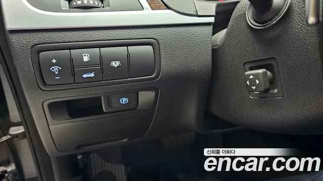Hyundai Genesis 2014 — фото 16
