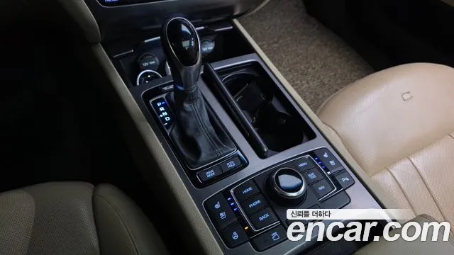 Hyundai Genesis 2016 — фото 9