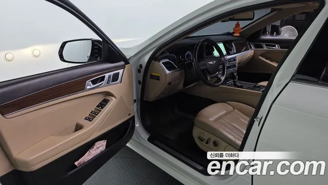 Hyundai Genesis 2016 — фото 10