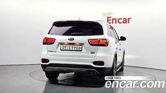 Kia Sorento 2019 — фото 4
