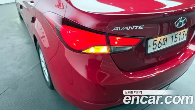 Hyundai AVANTE 2015 — фото 9
