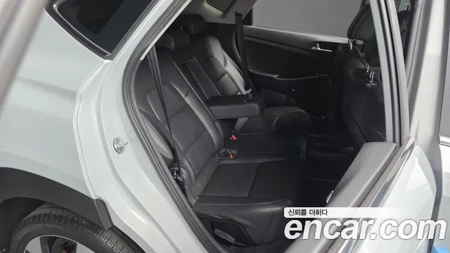 Hyundai Tucson 2017 — фото 16