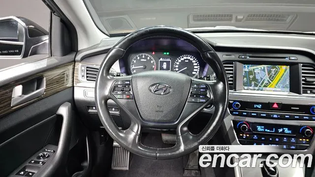 Hyundai Sonata 2015 — фото 19
