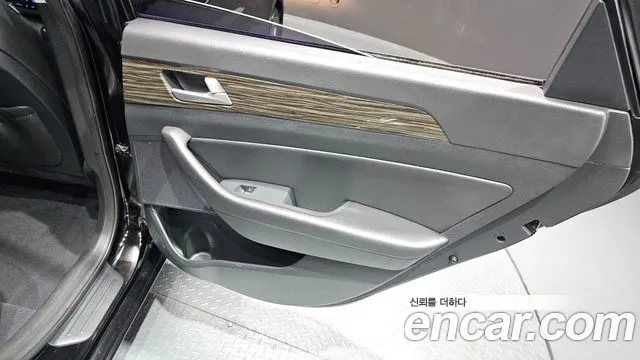 Hyundai Sonata 2015 — фото 15