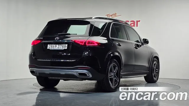Mercedes-Benz GLE-Class 2020 — фото 2