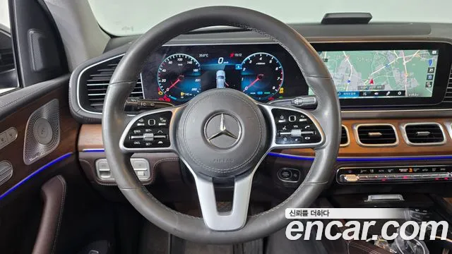Mercedes-Benz GLE-Class 2020 — фото 18