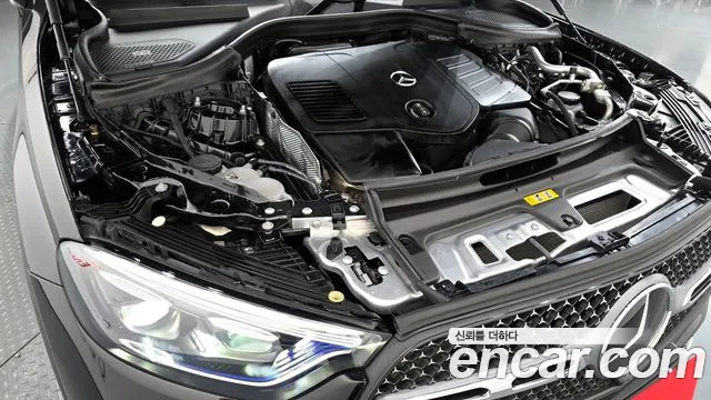 Mercedes-Benz GLC-Class 2023 — фото 6