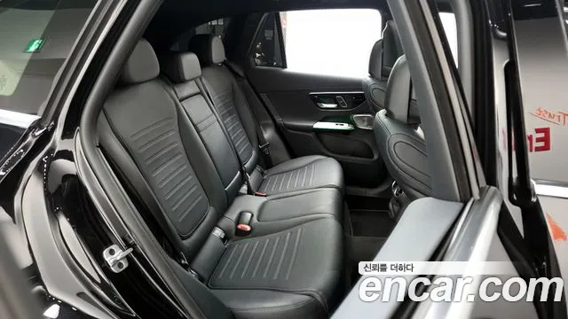 Mercedes-Benz GLC-Class 2023 — фото 17