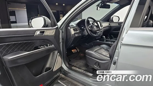 KG_Mobility_Ssangyong Rexton 2018 — фото 10
