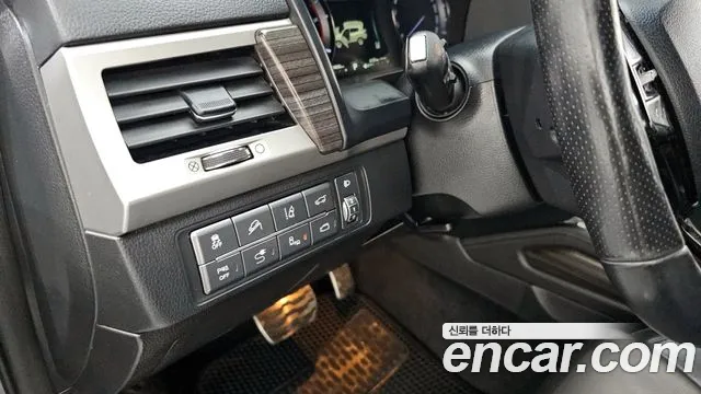 KG_Mobility_Ssangyong Rexton 2018 — фото 16