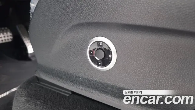 Mercedes-Benz G-Class 2020 — фото 17