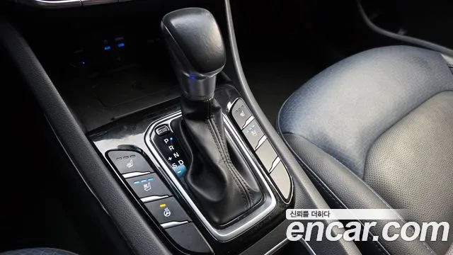 Hyundai Ioniq 2018 — фото 12