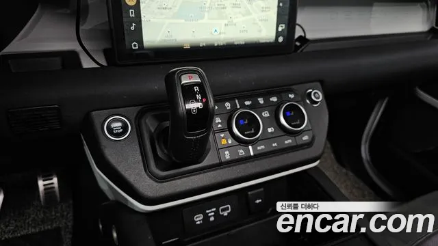 Land Rover Defender 2020 — фото 9