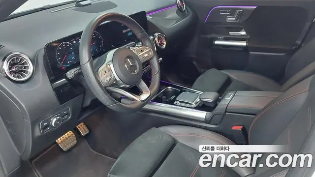 Mercedes-Benz GLA-Class 2023 — фото 14