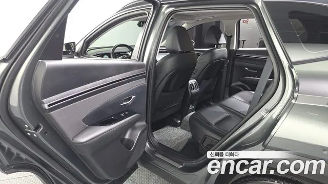Hyundai Tucson 2023 — фото 16