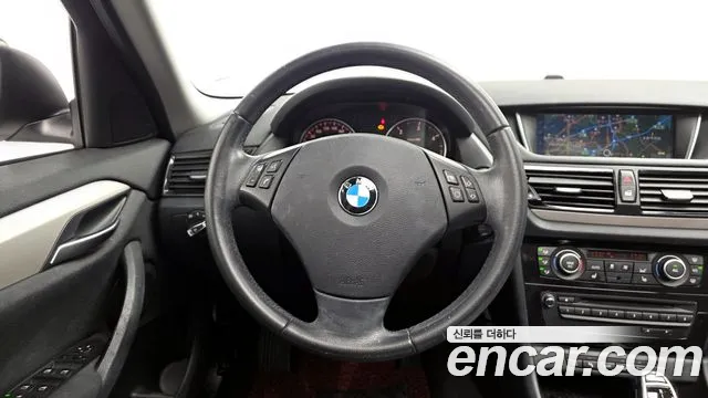 BMW X1 2013 — фото 12