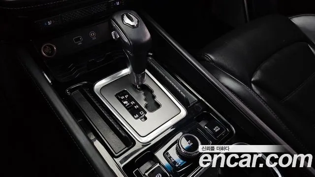 KG_Mobility_Ssangyong Rexton 2019 — фото 12