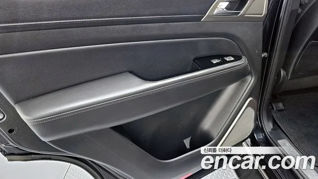 KG_Mobility_Ssangyong Rexton 2019 — фото 15