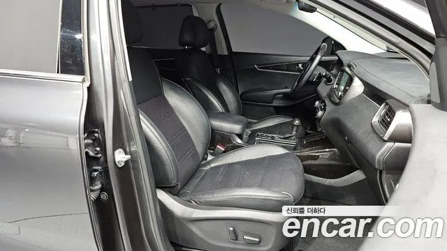 Kia Sorento 2017 — фото 17