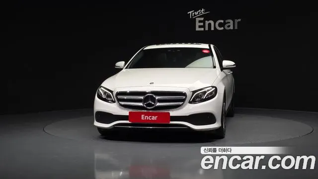 Mercedes-Benz E-Class 2018 — фото 3
