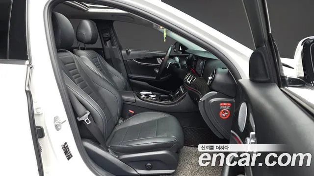 Mercedes-Benz E-Class 2018 — фото 17