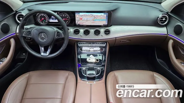 Mercedes-Benz E-Class 2017 — фото 7