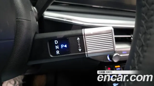 Hyundai Grandeur 2023 — фото 12