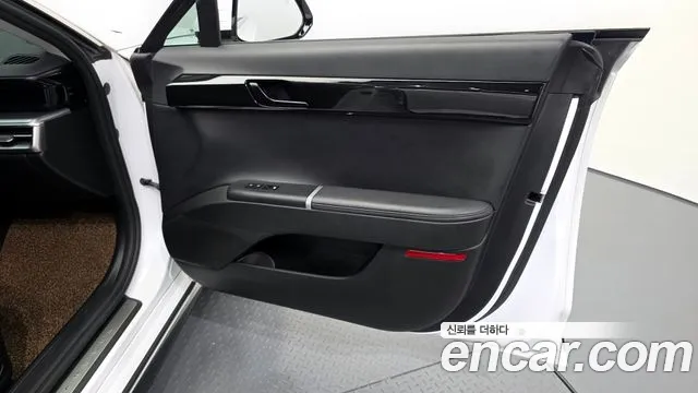 Hyundai Grandeur 2023 — фото 14