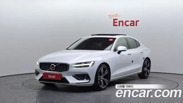 Volvo S60 2020 — фото 1