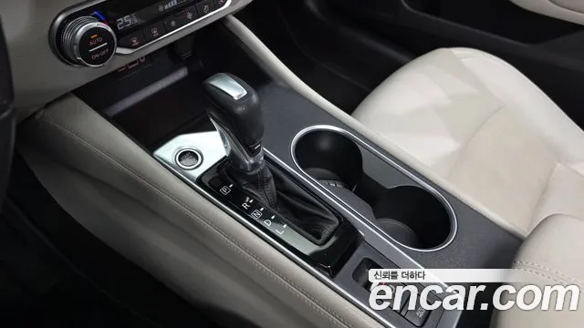 Nissan Altima 2019 — фото 12