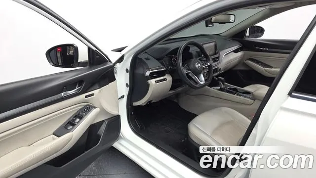 Nissan Altima 2019 — фото 13
