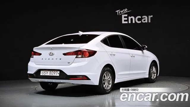 Hyundai AVANTE 2019 — фото 2