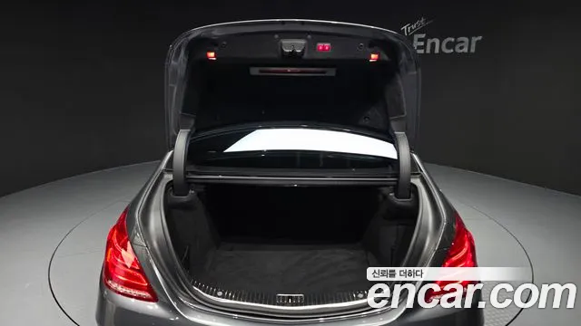 Mercedes-Benz S-Class 2016 — фото 20