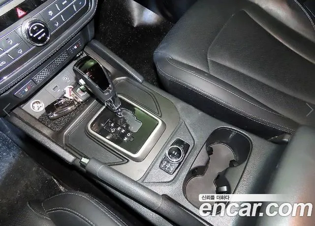 KG_Mobility_Ssangyong Rexton 2019 — фото 12