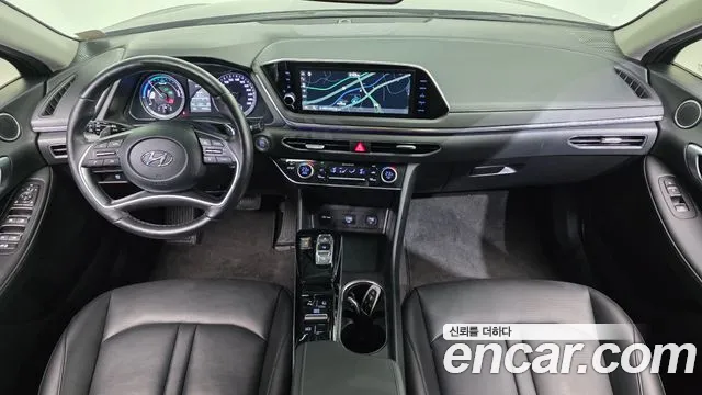 Hyundai Sonata 2022 — фото 10