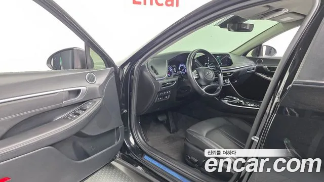 Hyundai Sonata 2022 — фото 13