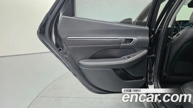 Hyundai Sonata 2022 — фото 15
