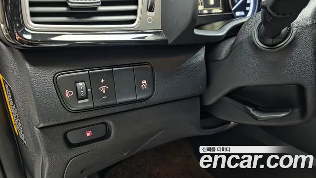 Kia Niro 2017 — фото 17