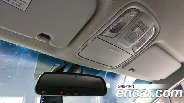 Kia Niro 2017 — фото 18