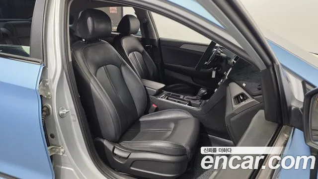 Hyundai Sonata 2019 — фото 12